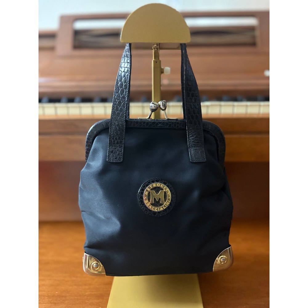 Metrocity di Braccialini Black‎ Nylon Leather Kiss Lock Frame Bag Made in Italy